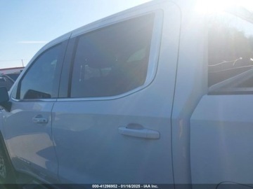  GMC Sierra 2023r., 1500 SLE, od ubezpieczalni 2.7 Benzyna 310KM, zdjęcie 3