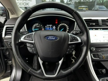 Ford Mondeo V Kombi 2.0 TDCi 150KM 2017 Ford Mondeo SW Navi, Grzane fotele Climatronic Alu, zdjęcie 17