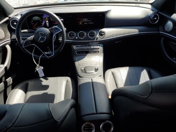 Mercedes Klasa E W214 2023 Mercedes-Benz Klasa E 350 2023 2.0l 2.0 Benzyna 255KM, zdjęcie 8