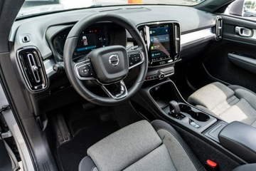 Volvo XC40 Crossover Facelifting 2.0 B4 197KM 2024 Volvo XC 40 B4 197KM FV23%, zdjęcie 10