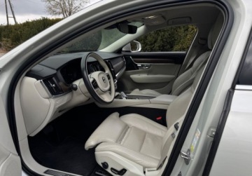 Volvo V90 II 2022 Volvo V90 B4 LIFT FullLed El.Klapa Skora Kamera Blis Wentylgrz Fotele Opla, zdjęcie 19