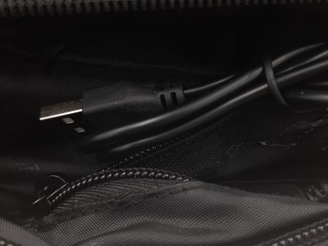 Вместительный мотоциклетный рюкзак, ноутбук, CARBON, розетка для USB-кабеля, мотоцикл.