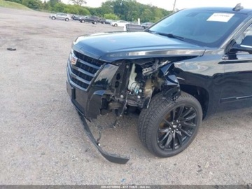 Cadillac Escalade III 2019 Cadillac Escalade 2019 Cadillac Escalade ESV 4WD 4dr Luxury 6.2 Benzyna, zdjęcie 5