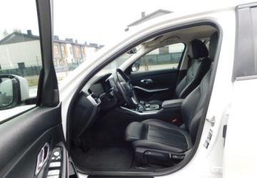 BMW Seria 3 G20-G21 2021 BMW Seria 3 2.0D z Gwarancja Line Shadow Model 2022r 2.0 Diesel 150KM, zdjęcie 13