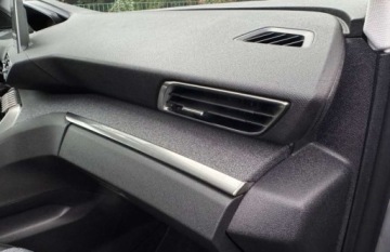 Peugeot 3008 II Crossover 1.5 BlueHDI 130KM 2020 Peugeot 3008 Led Skora Ambiente Kamera LineAssist Pamieci Alu18 Serwis Gwa, zdjęcie 20