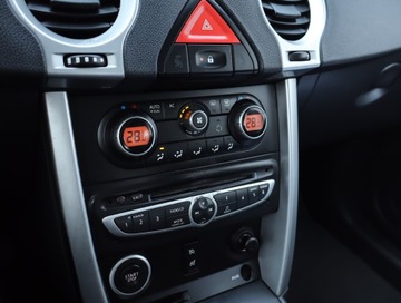 Renault Koleos I SUV 2.0 dCi 150KM 2009 Renault Koleos 2.0 dCi, Klima, Klimatronic, zdjęcie 11