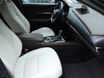 Mazda CX-30 2.0 Skyactiv-X 186KM 2022 Mazda CX-30 Skyactiv-X 2.0, Salon Polska, zdjęcie 8