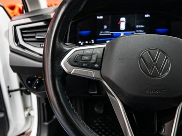 Volkswagen Polo VI Hatchback 5d Facelifting 1.0 TSI 95KM 2022 VOLKSWAGEN Polo 1.0 TSI Life Hatchback 95KM 2022, zdjęcie 11