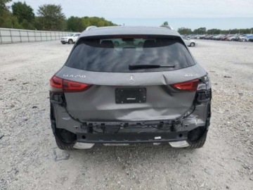 Mercedes GLA II 2021 Mercedes-Benz GLA 2021, 2.0L, 4x4, od ubezpieczalni 2.0 Benzyna 221KM, zdjęcie 4