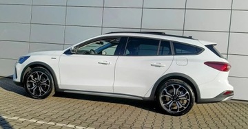 Ford Focus IV 2025 Ford Focus dach panorama, BLIS , fotel ortopedyczny, ACC Hybryda 155KM, zdjęcie 3