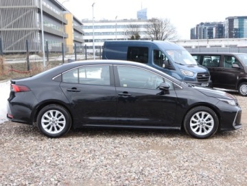 Toyota Corolla XII Sedan 1.5 VVT-i 125KM 2022 Toyota Corolla 1.5 VVT-i, Salon Polska, Automat, zdjęcie 5