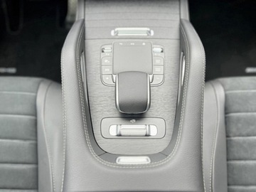 Mercedes GLE V167 SUV Facelifting 2.0 300d 269KM 2025 MERCEDES-BENZ GLE 300 d 4-Matic AMG Line 2.0 (269KM) 2025, zdjęcie 9
