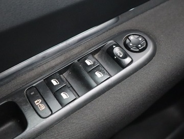 Peugeot 3008 I Crossover 1.6 156KM 2010 Peugeot 3008 1.6 THP, Salon Polska, Klima, zdjęcie 19