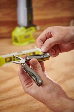 Многофункциональный инструмент Ryobi RMT14 14 в 1