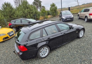 BMW Seria 3 E90-91-92-93 Touring E91 2.0 318d 143KM 2010 BMW Seria 3 2,0 143 KM M-Pakiet Nowy Rozrzad Kamera PDC Xenon Navi, zdjęcie 31