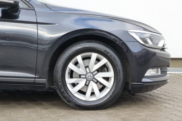 Volkswagen Passat B8 Variant 1.6 TDI 120KM 2015 VW Passat 1.6 TDI, Salon Polska, Navi, Klima, zdjęcie 14