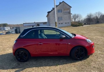 Opel Adam Hatchback 1.4 87KM 2014 Opel Adam Opel Adam 1.4 Black Jack SampS 1.4 Benzyna 87KM, zdjęcie 1