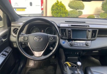 Toyota RAV4 IV MPV Facelifting 2.5 Hybrid 197KM 2018 Toyota RAV4 TOYOTA RAV4 2.5 Hybryda 197KM, zdjęcie 8