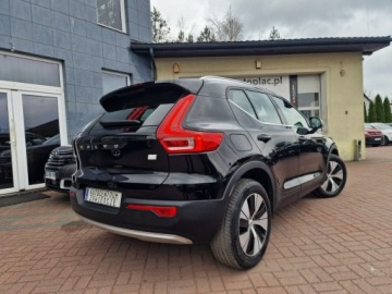 Volvo XC40 Crossover Plug-In 1.5 T4 Plug-in Hybrid 211KM 2021 Volvo XC 40 Inscription Expression Plug in, zdjęcie 16