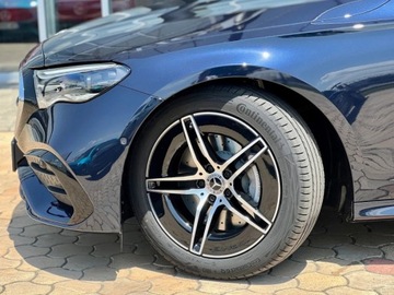 Mercedes Klasa E W214 Sedan 2.0 220d 197KM 2025 E Klasa 220 d 4-Matic AMG 2.0 197KM 2025, zdjęcie 2
