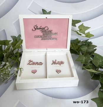 Коробка для конвертов, больших обручальных колец, золотых вешалок.