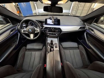 BMW Seria 5 G30-G31 Limuzyna 520d 190KM 2017 BMW Seria 5 Zapraszam cie, zobacz jaka piekna 5 w m pakiecie mam dla cieie, zdjęcie 7