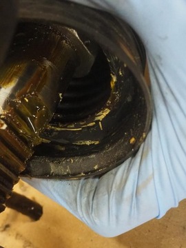 MAGLOWNICA AUDI A4 B6 8E1422054E 2,5TDI EUROPA