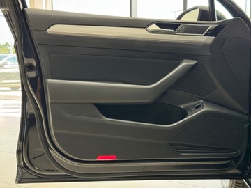 Volkswagen Passat B8 Variant Facelifting 2.0 TDI SCR 150KM 2022 Volkswagen Passat EVO Business / LED / 1właściciel, zdjęcie 10