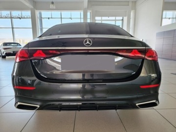 Mercedes Klasa E W214 Sedan 2.0 200 204KM 2026 200 4M Pakiet wyposażenia AMG Premium + Pakiet Night + Kamera 360, zdjęcie 3