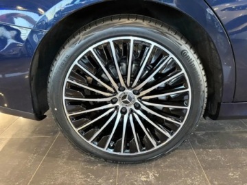 Mercedes Klasa E W214 Sedan 2.0 220d 197KM 2025 E Klasa 220 d 4-Matic AMG 2.0 (197KM) 2025, zdjęcie 16