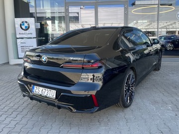 BMW Seria 7 G70 Sedan 3.0 40d 299KM 2024 740d xDrive Limousine, zdjęcie 7