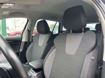 Skoda Octavia IV Kombi 2.0 TDI 115KM 2022 Skoda Octavia 2.0 Diesel 116KM, zdjęcie 13