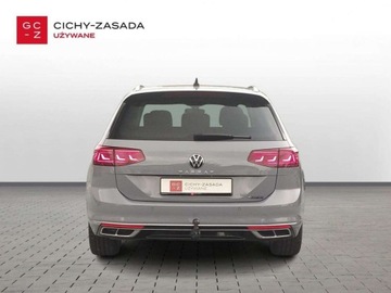 Volkswagen Passat B8 Variant Facelifting 2.0 TDI SCR 200KM 2022 Volkswagen Passat 2.0 TDI 200KM 4x4 DSG R Line Kamera Virtual Hak LED Matr, zdjęcie 3