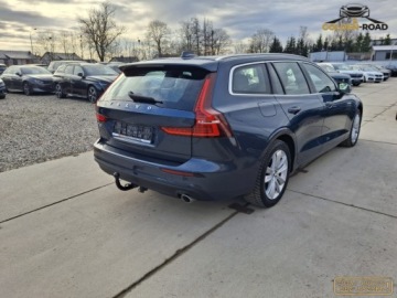 Volvo V60 II  Kombi 2.0 D3 150KM 2019 Volvo V60 2,0 d 150 KM automat navi alu el. klapa hak oplacony 2.0 Diesel, zdjęcie 5