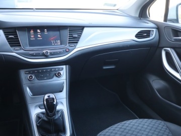 Opel Astra K Sports Tourer 1.6 CDTI 110KM 2017 Opel Astra 1.6 CDTI, Salon Polska, Serwis ASO, zdjęcie 7