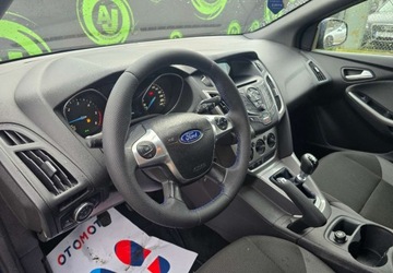 Ford Focus III Kombi Facelifting 1.6 TDCi 115KM 2014 Ford Focus DO WYNAJECIA Ford Focus 1.6 TDCi 1.6 Diesel 115KM, zdjęcie 17