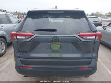 Toyota 2023 Toyota RAV4 2023 Toyota RAV4 XLE FWD 2.5 Benzyna 203KM, zdjęcie 3