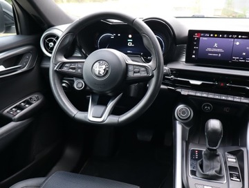 Alfa Romeo Tonale 2022 Alfa Romeo Tonale 1.5T 48V MHEV, Salon Polska, zdjęcie 6