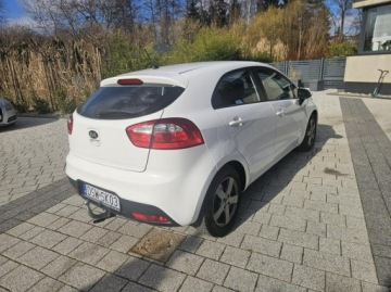 Kia Rio III Hatchback 3d 1.2 DOHC CVVT 85KM 2014 Kia Rio 1.2 85 km klima, elektryka, zadbany, zdjęcie 4
