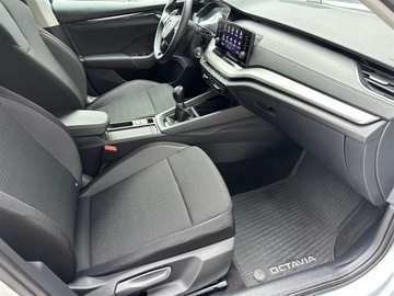 Skoda Octavia IV Liftback 1.5 TSI EVO 150KM 2021 Skoda Octavia 1.5TSI 150KM Ambition l Reflektory L, zdjęcie 7