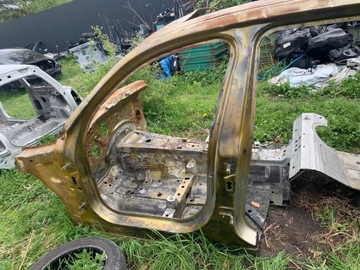 ЛЕВАЯ ЧЕТВЕРТЬ, ПОРОГ СО СТОЙКАМИ И ПЕРЕДНЕЙ КРЫШЕЙ BMW X3 G01 X4 G02