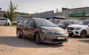 Toyota Corolla XI Sedan 1.6 Valvematic 132KM 2016 Toyota Corolla Toyota Corolla XI 1.6 132KM 1.6 Benzyna 132KM, zdjęcie 4