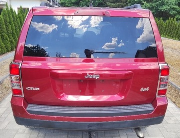 VÍKO KUFRU ZADNÍ JEEP PATRIOT BARVA ČERVENÝ ZÁRUKA