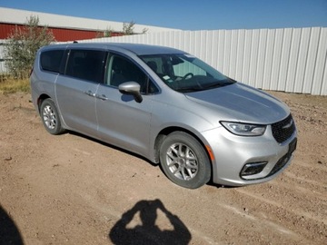 Chrysler Pacifica II 2023 Chrysler Pacifica Touring L, 2023r., 3.6L 3.6 Benzyna 260KM, zdjęcie 1