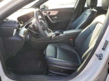 Mercedes Klasa A W177/V177 2019 Mercedes-Benz Klasa A Mercedes-Benz A-Class A 220 2.0 Benzyna 188KM, zdjęcie 6