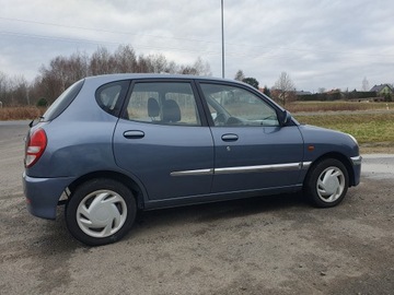 Daihatsu Sirion I 2004 Daihatsu Sirion 1.0 benzyna AUTOMAT , klimatyzacja,100% sprawny, zdjęcie 5