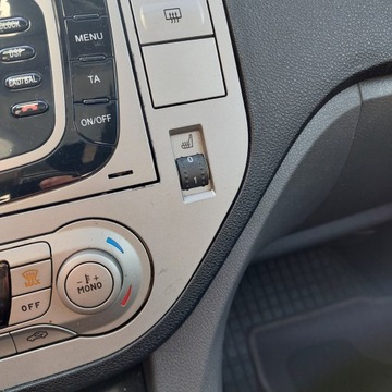 FORD KUGA MK1 SEDADLA PŘEDNÍ POHOVKA ZADNÍ BOKY KOMPLET DO ODHLUČNĚNÍ