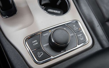 Jeep Grand Cherokee IV Terenowy Facelifting 3.0 CRD 250KM 2016 Jeep Grand Cherokee SUMMIT 3.0D 250Ps Ledy Xenony Panorama Radar Navi Skor, zdjęcie 32