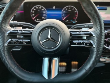 Mercedes Klasa A W177/V177 Hatchback Facelifting 1.3 200 163KM 2025 MERCEDES-BENZ A Klasa 200 AMG Line 1.3 (163KM) 2025, zdjęcie 5