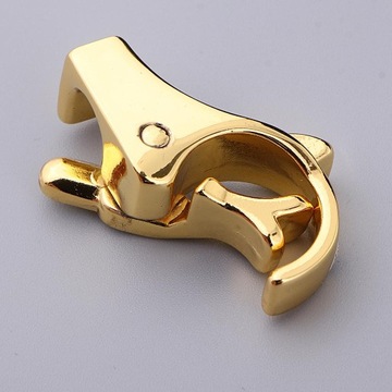 Женщина-мужчина палец